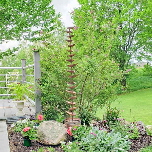 Cascading Leaf Fountain