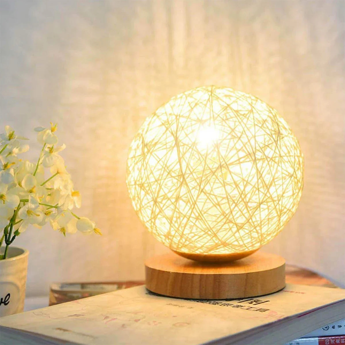 LED Moon Table Lamp Hand-Knit Lampshade Wood Table Ball Light with USB Charged Rattan Ball Lamp Modern Bedside Night Lamp