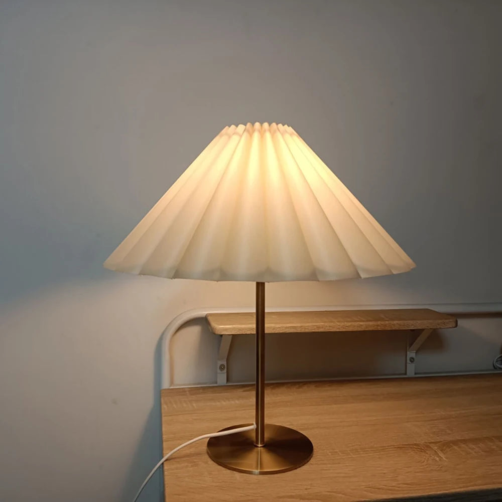 Retro LED Table Lamp with Pleated Lampshade AC 85-265V AU US EU UK or DC USB Plug E27 Bedside Umbrella Night Lights for Bedroom